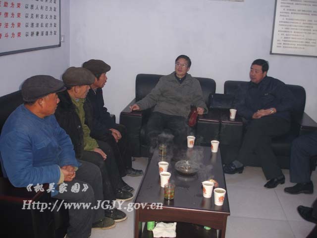 市人事局领导干部到赣榆县塔山镇小林村下访(